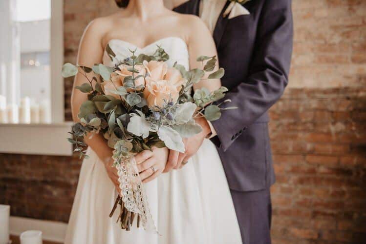 O caso de um taiwanês que se casou 4 vezes para obter licença remunerada do trabalho