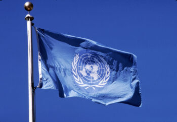Por que existe a ONU e para que serve?