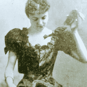 Evatima Tardo: a mulher imune ao veneno de cobra