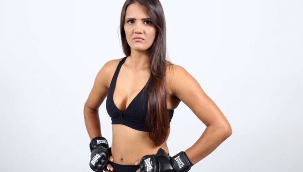 Maria Ribeiro lutadora