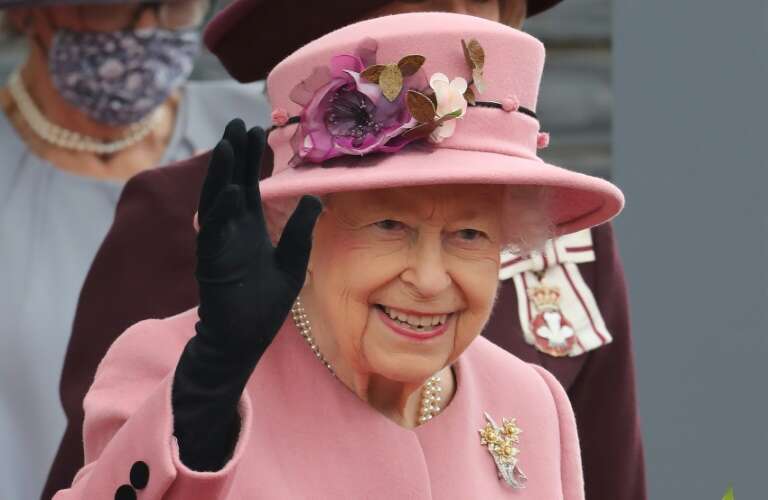 Como foi a vida de Elizabeth II