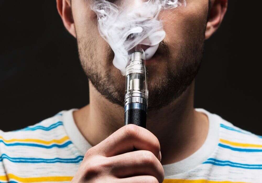 O que é a fumaça dos cigarros eletrônicos?