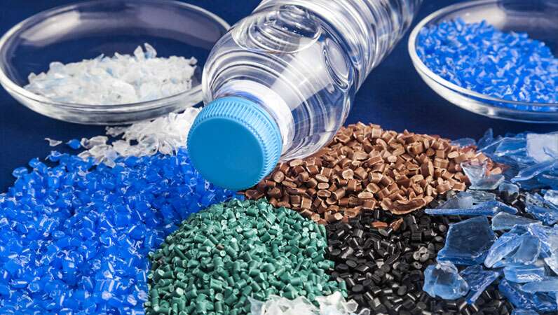 Como uma fábrica de reciclagem de PET funciona?