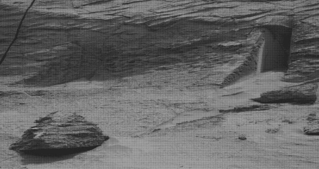 Portal alienígena? Foto de Marte atiça curiosidade de internautas