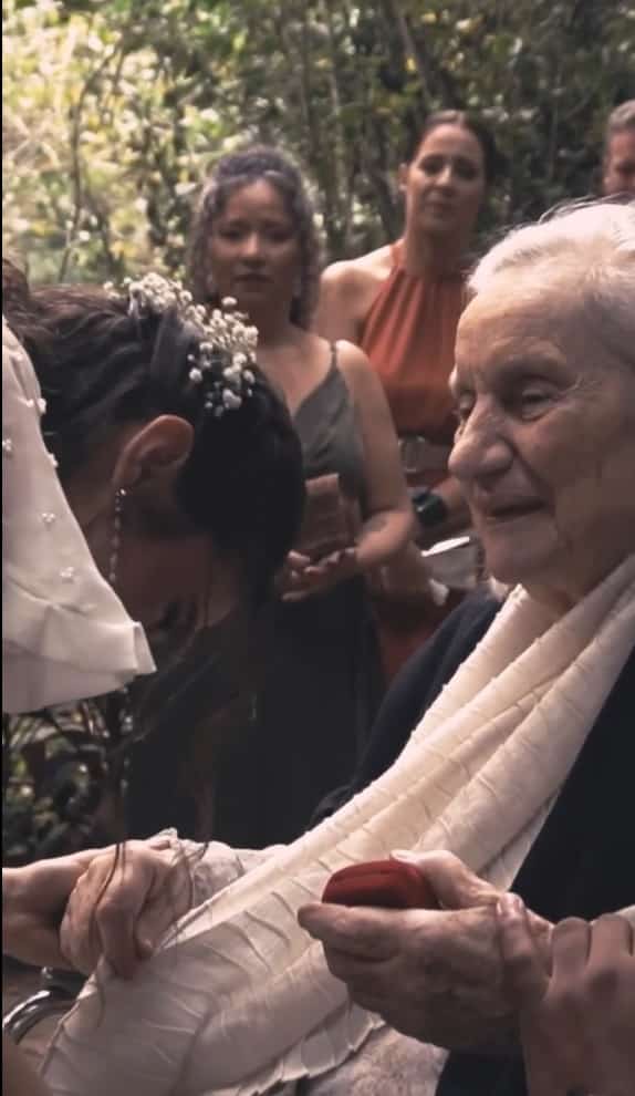 Casamento com avó com Alzheimer