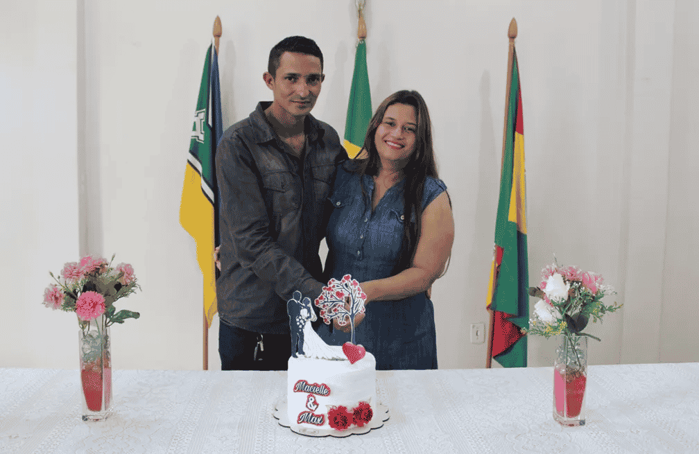 Casal entra na justiça para dissolver união estável e se casa