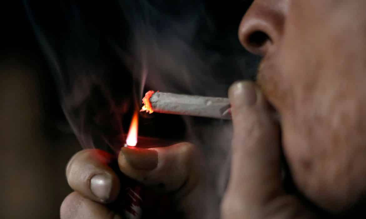 Canadá considera obrigar empresas de cigarros a colocar riscos em cada cigarro individual – Fatos Desconhecidos