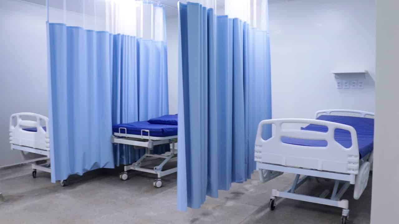 Enfermeiros são criticados por postarem vídeos após morte de pacientes no TikTok
