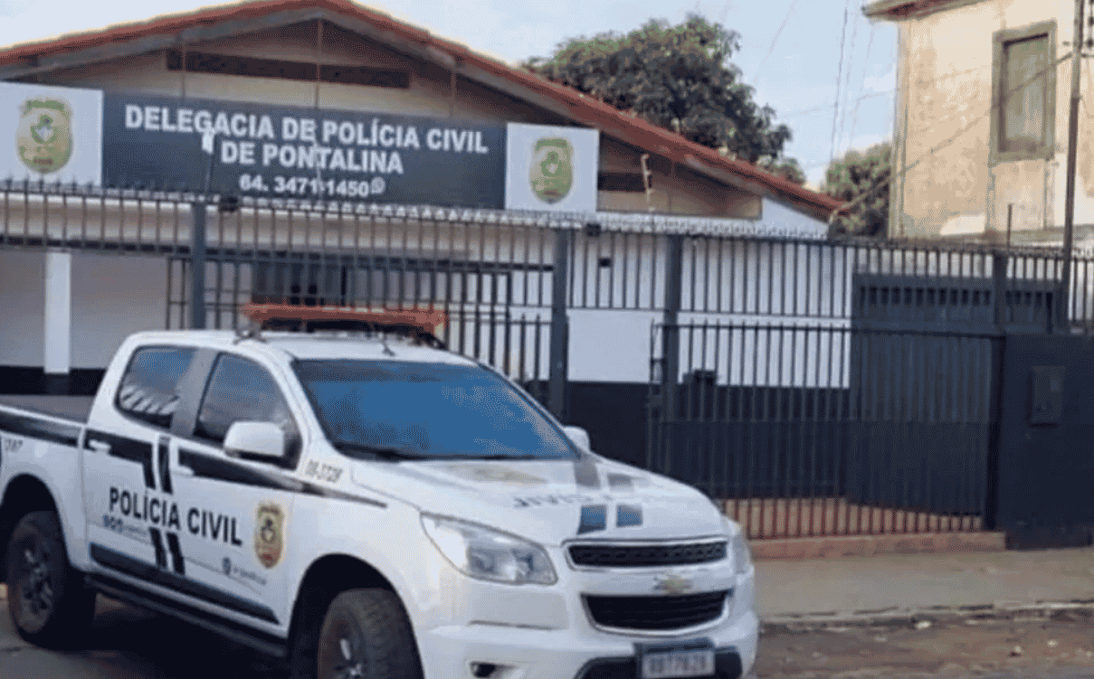 Homem é indiciado por chamar sogra de “galinha preta de macumba” – Fatos Desconhecidos