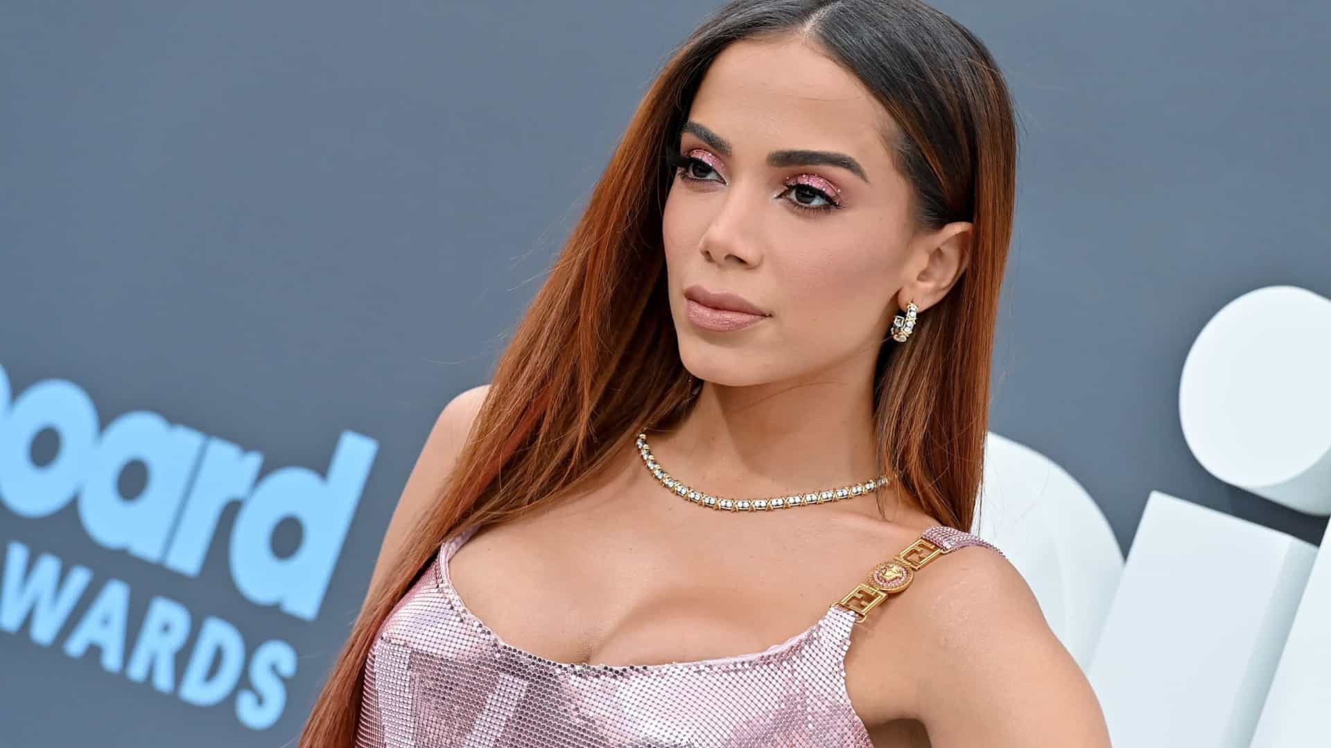 Perfume íntimo, como o lançado por Anitta, faz mal? Conheça os cuidados e perigos