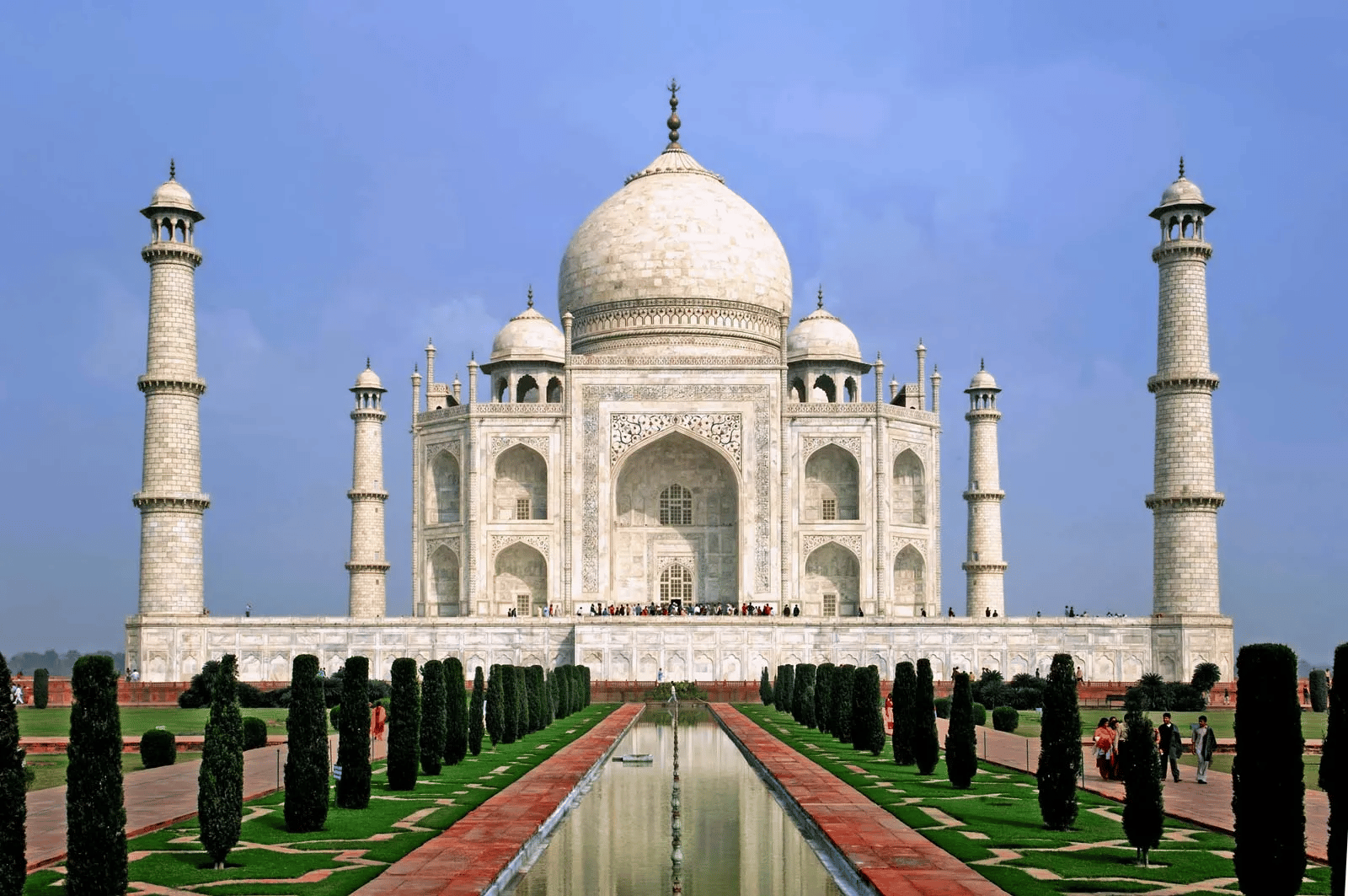 Conheça a história de amor que envolve o Taj Mahal
