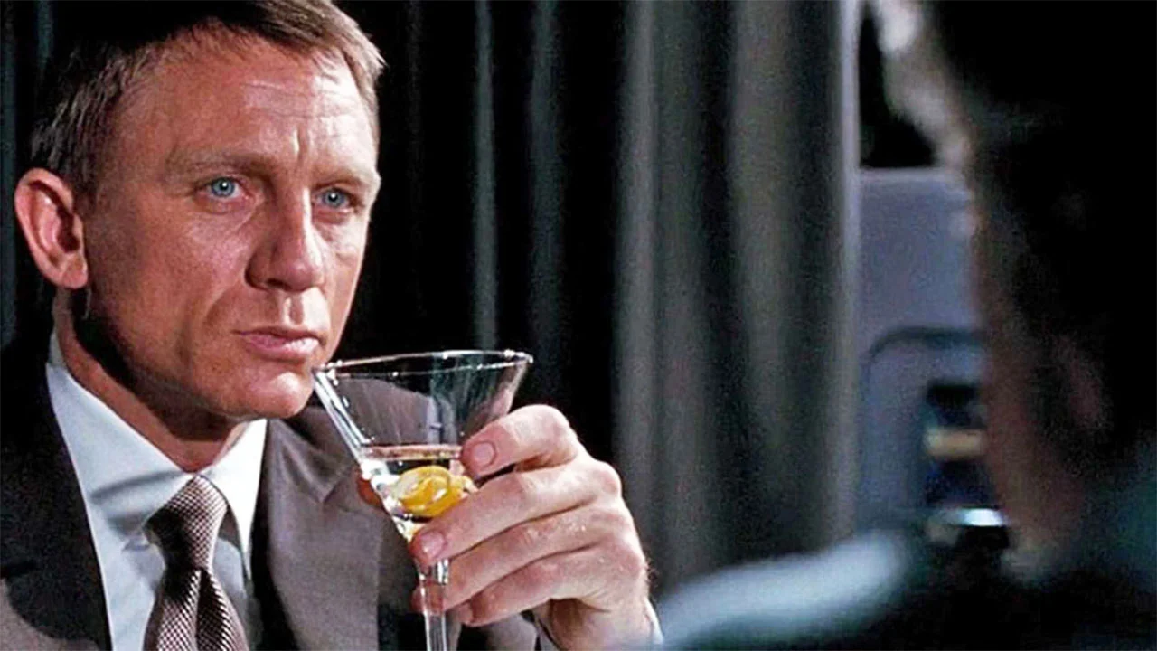Por que o drink de James Bond tem que ser batido?