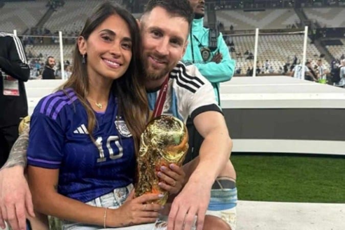 Conheça a história de amor de Messi e sua esposa Antonella, da infância ao casamento