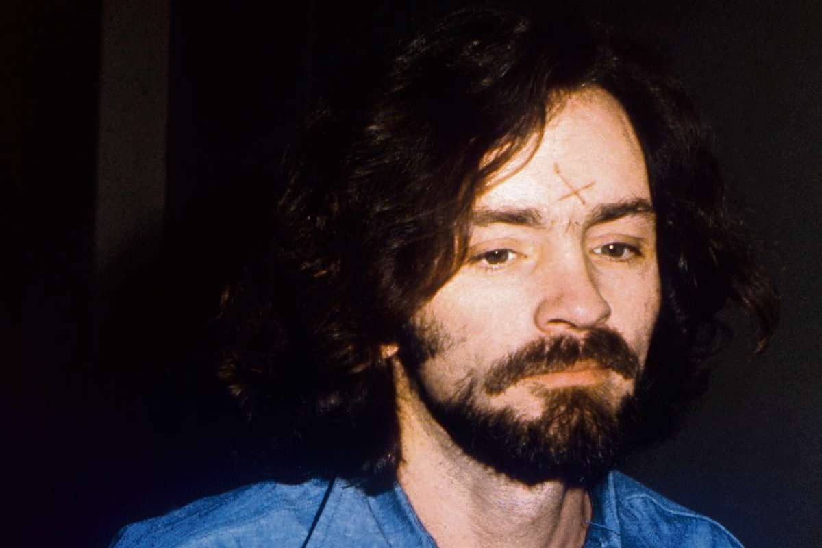 Quem foi Charles Manson, o homem mais perigoso do mundo? Quem foi Charles Manson, o homem mais perigoso do mundo?