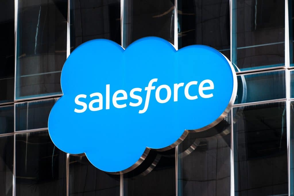 Salesforce irá demitir 10% de seus funcionários e fechará alguns escritórios