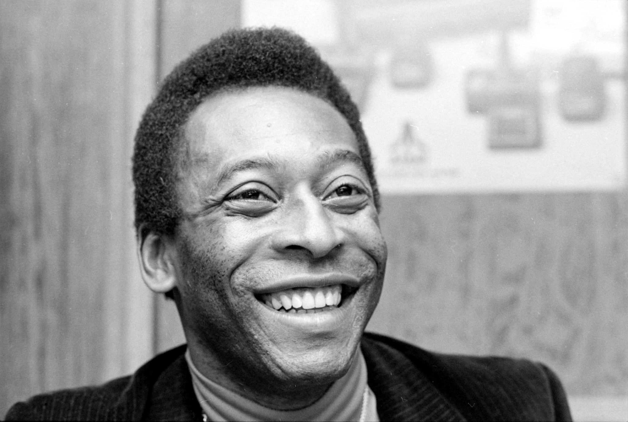 Ídolo Pelé será sepultado em mausoléu, e cemitério nega caixão de ouro