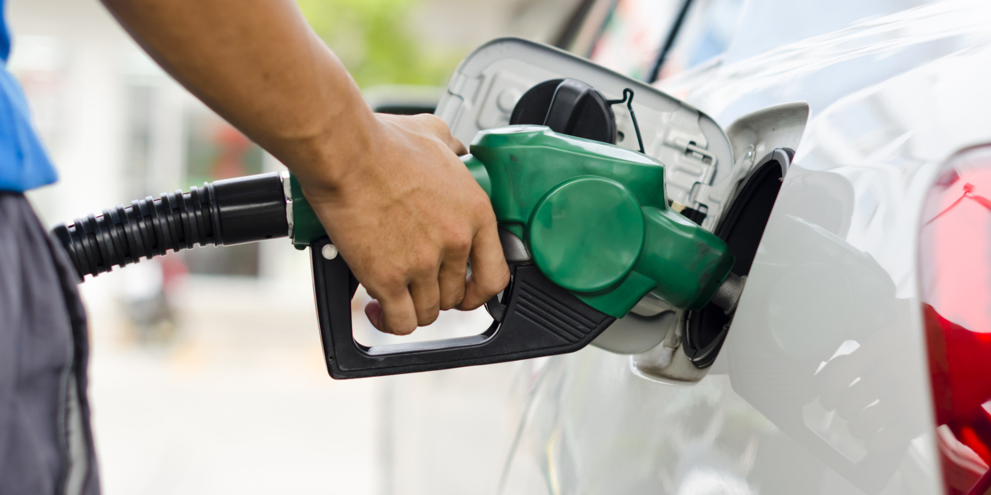 Qual motivo do preço da gasolina variar tanto entre os postos?