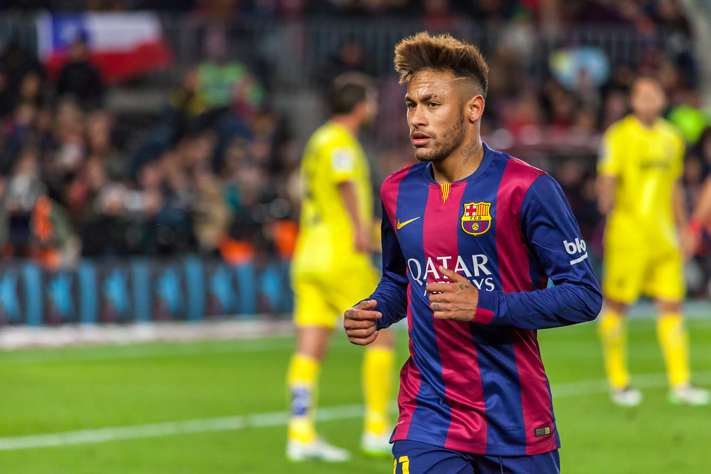 Neymar muda de ideia e deixa o PSG para fechar com gigante inglês; veja quem