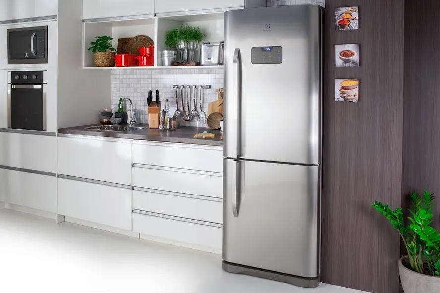 Como evitar que a geladeira consuma mais eletricidade do que deveria