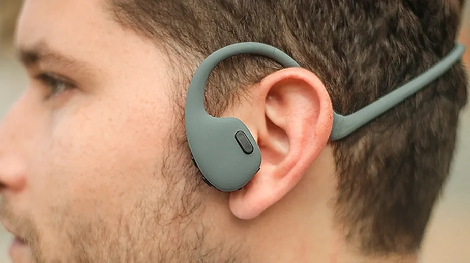 O que você precisa saber antes de comprar um fone por condução óssea?