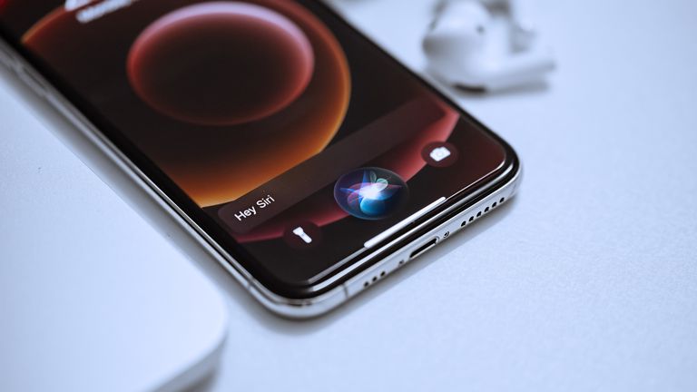 Atualização do iPhone faz mulher chamada Siri mudar de nome