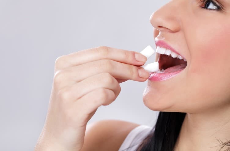 Chiclete sem açúcar pode ter benefícios surpreendentes para a saúde