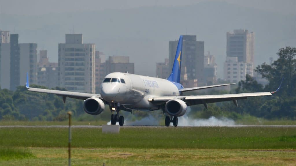 Por que essas 5 coisas acontecem durante o pouso e a decolagem de aviões?