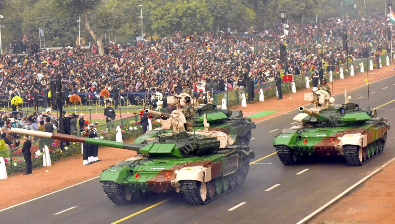 Uma nova superpotência militar se desenvolve na Ásia e surpreende o mundo