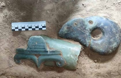 Dragão de jade de 5 mil anos é escavado em sepultura na China