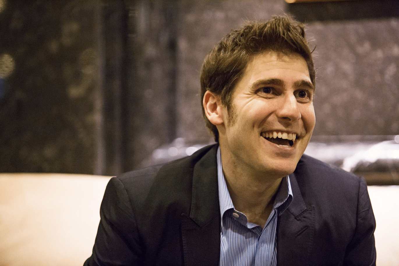 Eduardo Saverin sorrindo